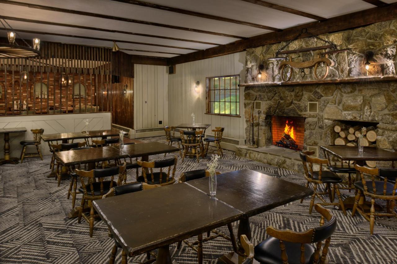 Roaring Brook Ranch Resort Lake George Exterior photo