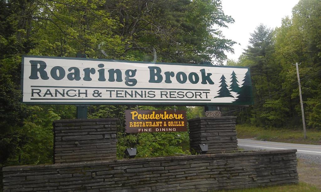 Roaring Brook Ranch Resort Lake George Exterior photo